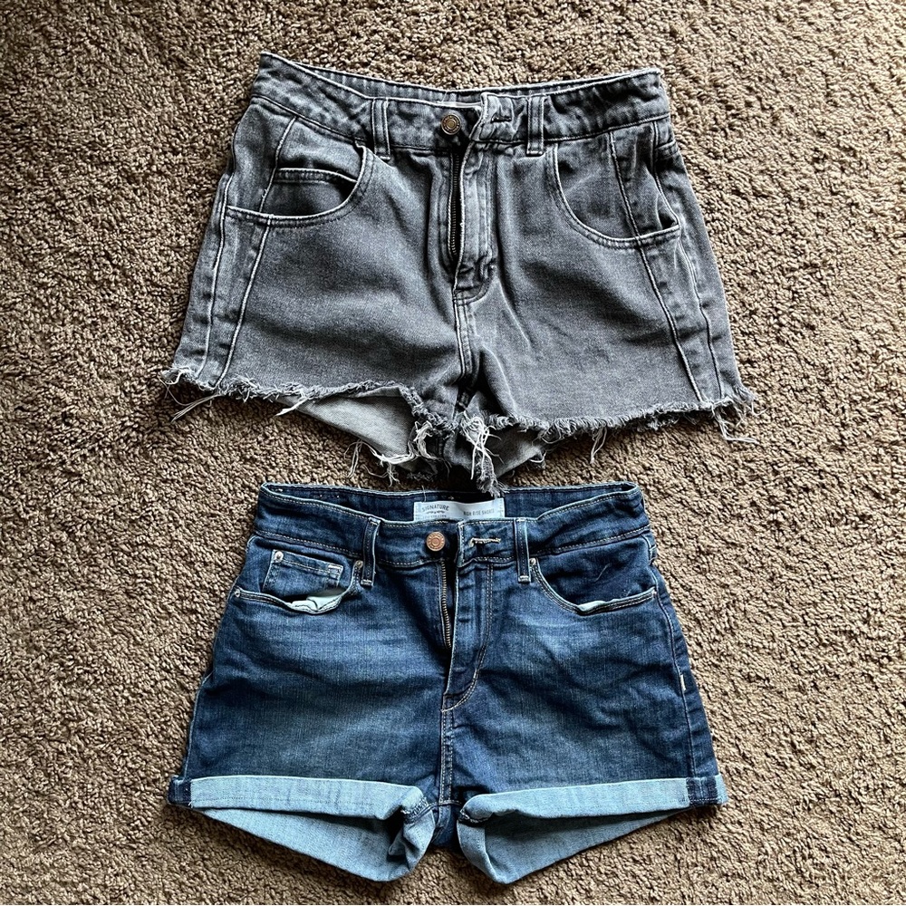 Lot of 2 pairs of jean shorts size 27 waist, PACSUN and Levi’s